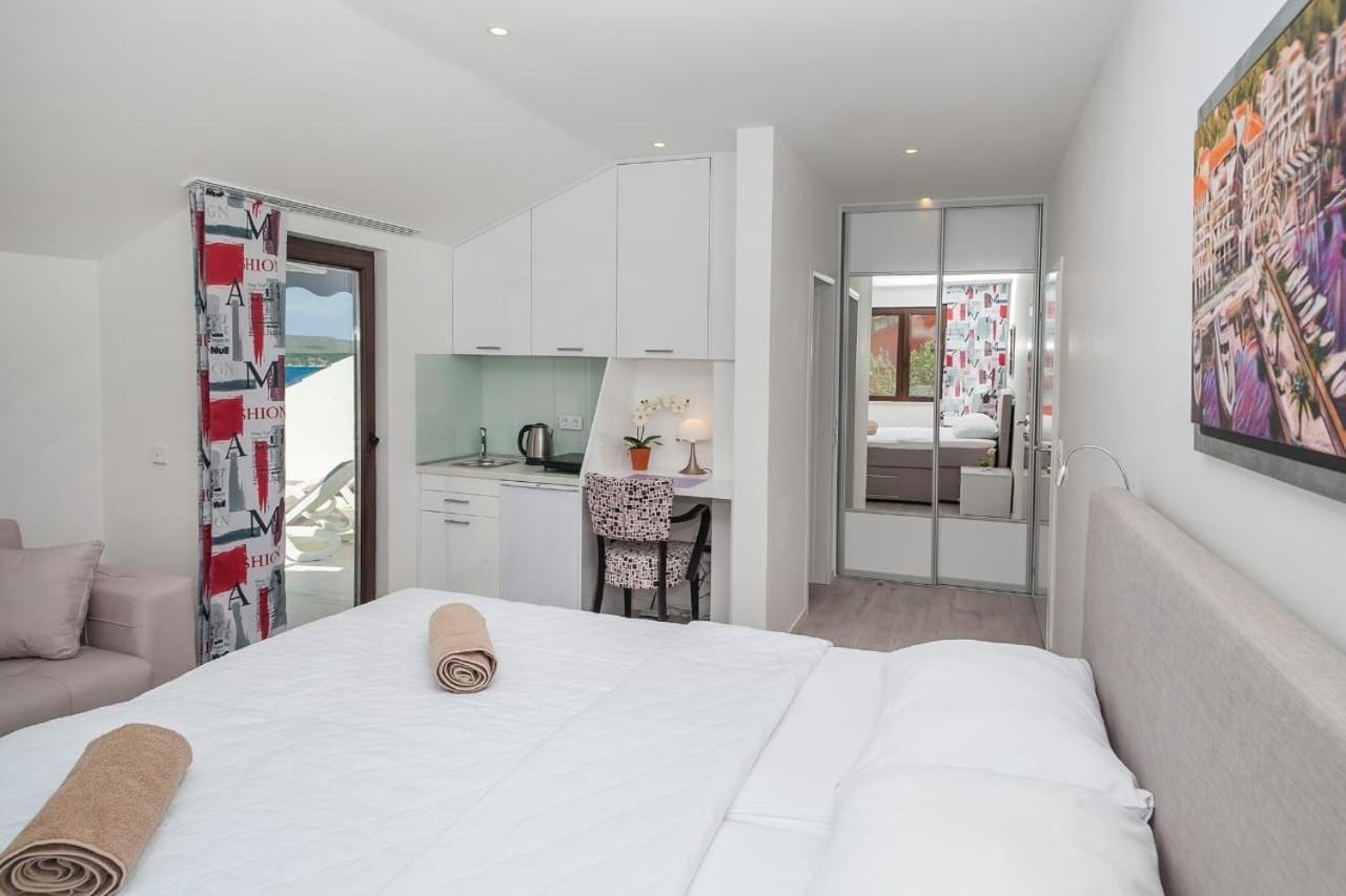 Villa Mona 2 Budva Bilik gambar